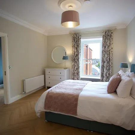 Townhouse - St George's Terrace