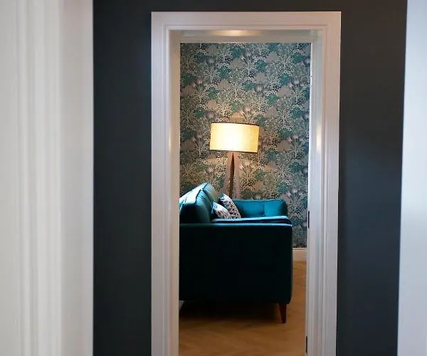 Townhouse - St George's Terrace