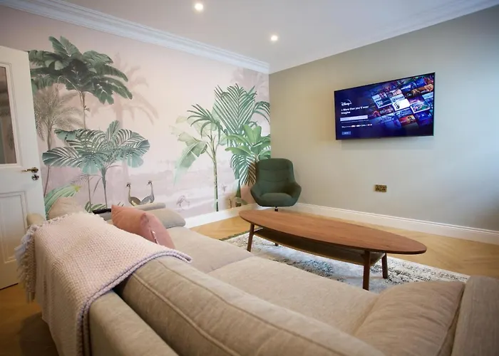 Townhouse - St George's Terrace * Carrick on Shannon